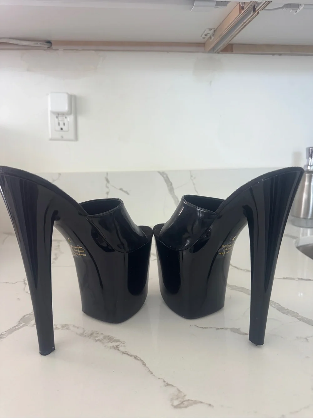 Jante Black High Gloss Platform Slide Heels